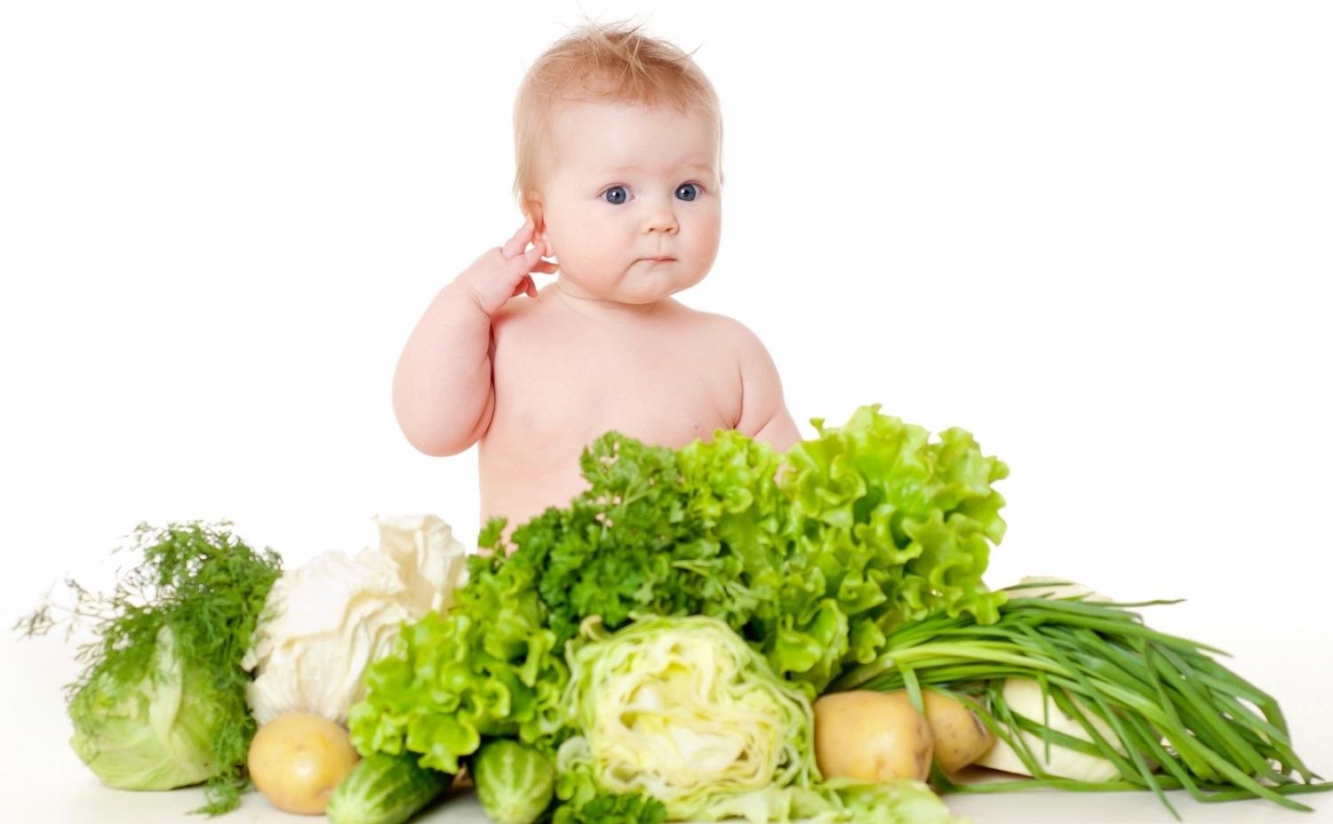 Chế độ ăn dinh dưỡng dành cho bé 1 tuổi